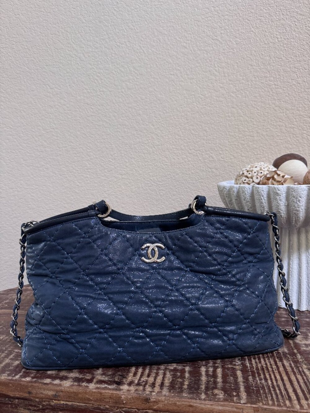 Gorgeous Chanel Navy Blue Glazed Quilted Leather Chain Tote
